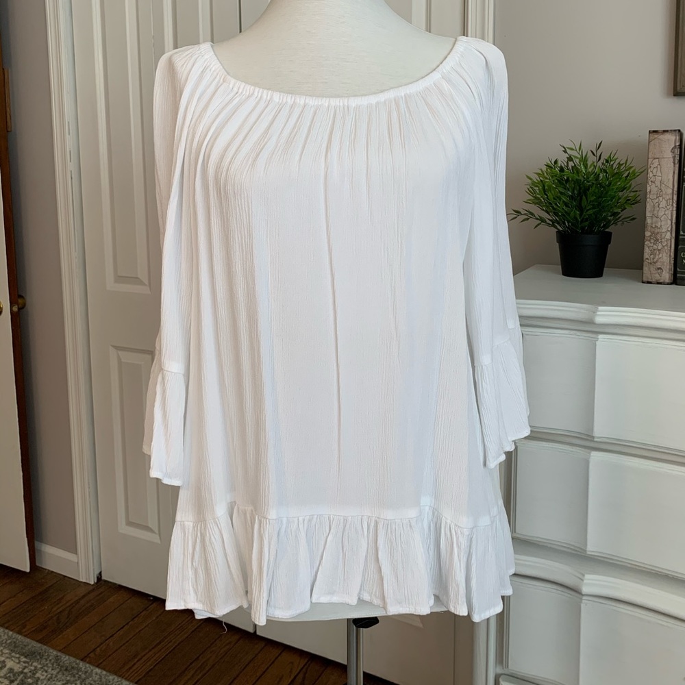 Ruby Rd. white flowy top. Size L.